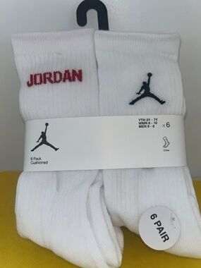 New Nike Jordan Youth 6 - Pack Cushioned Crew Socks